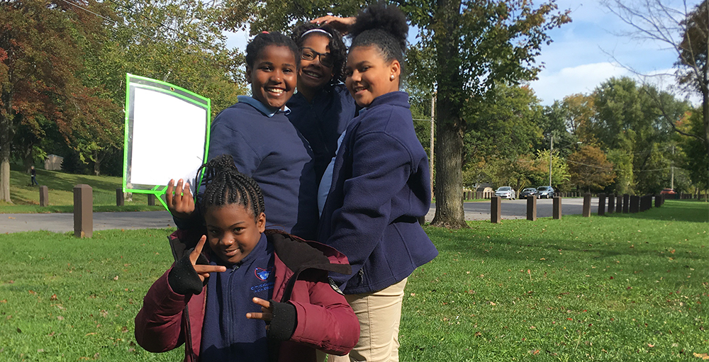 Fourth grade Atoms visit Shove Park for a field trip