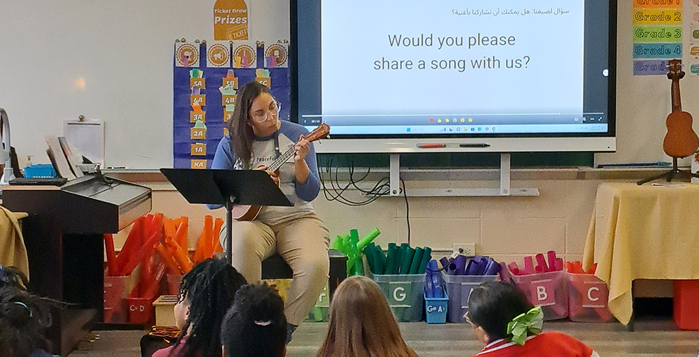 Citizenship & Science Academy of Syracuse Atoms Sing with Syracuse-Based Musician Natasia White